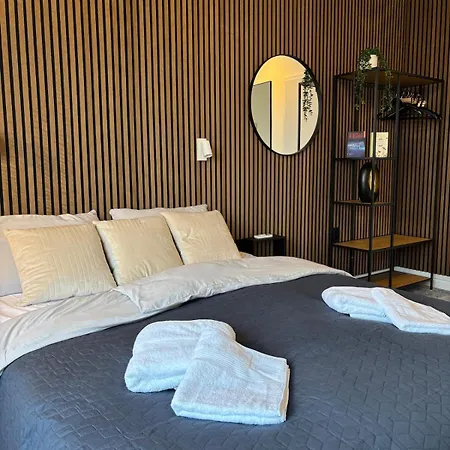 Skyline Terrace Apartment In Center 2 * ソフィア